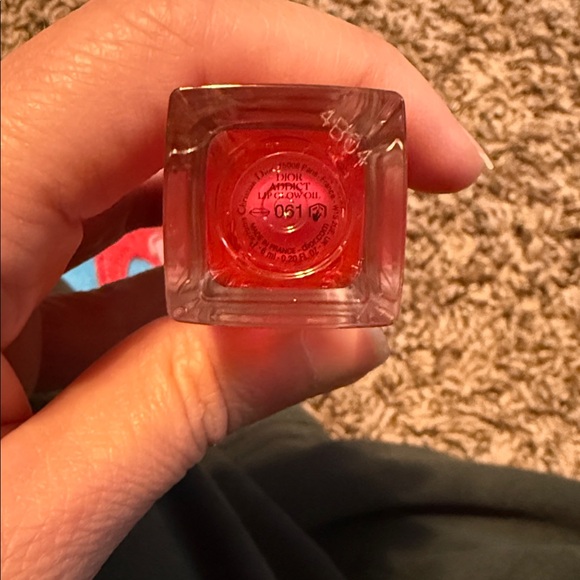 Dior Addict Lip Glow Oil - Cherry - Picture 8 of 8